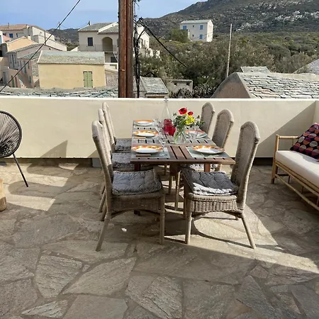 La Vue 360 Centuri